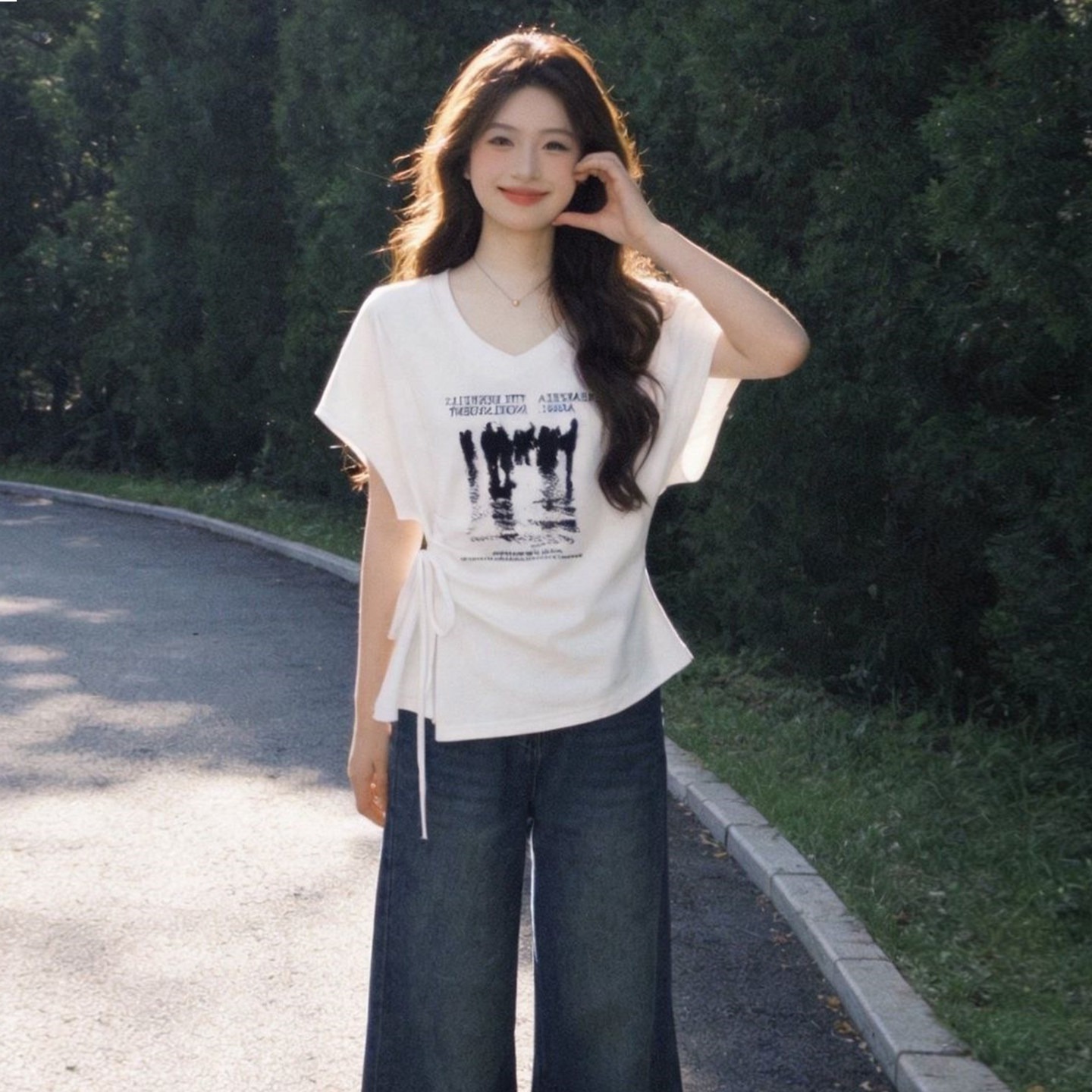 Women's White V-Neck Side-Tie Short-Sleeve T-Shirt 2026 Summer Slimming Top - Image 5