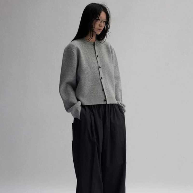 American Retro Grey Knit Cardigan Sweater Coat for Women - Image 5